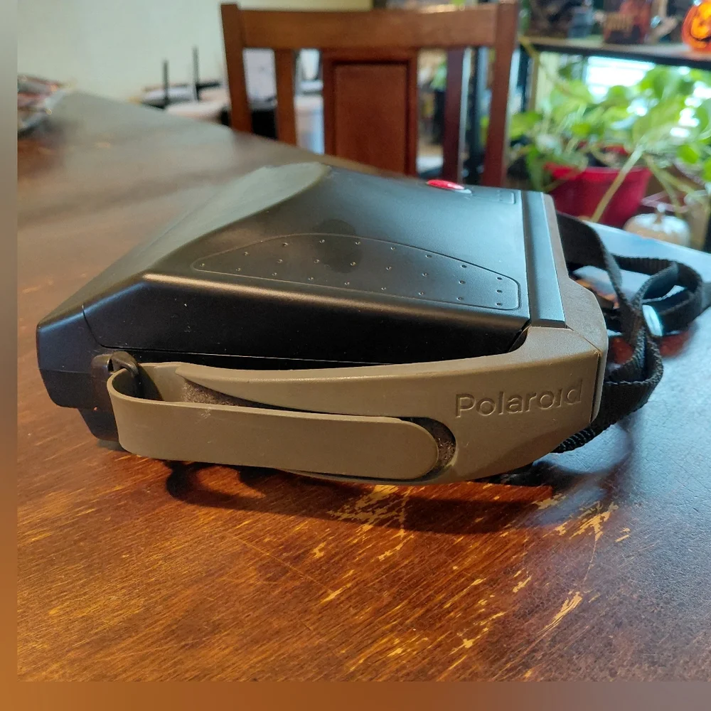 Vintage Polaroid Spectra SE Camera